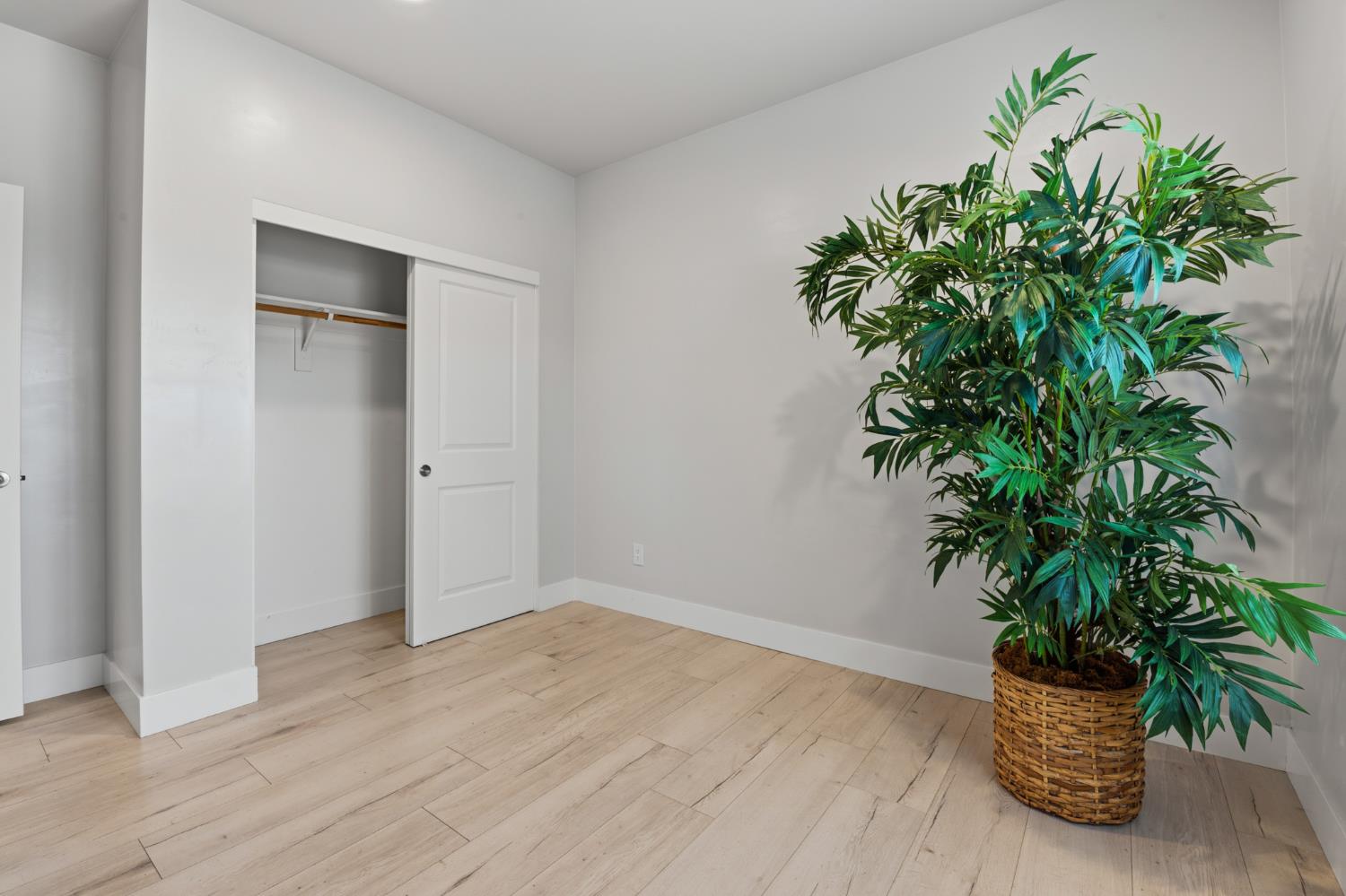208 Nimitz Street Sacramento CA 95838