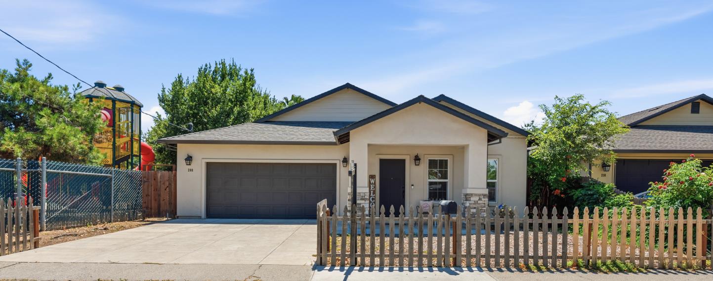 208 Nimitz Street Sacramento CA 95838
