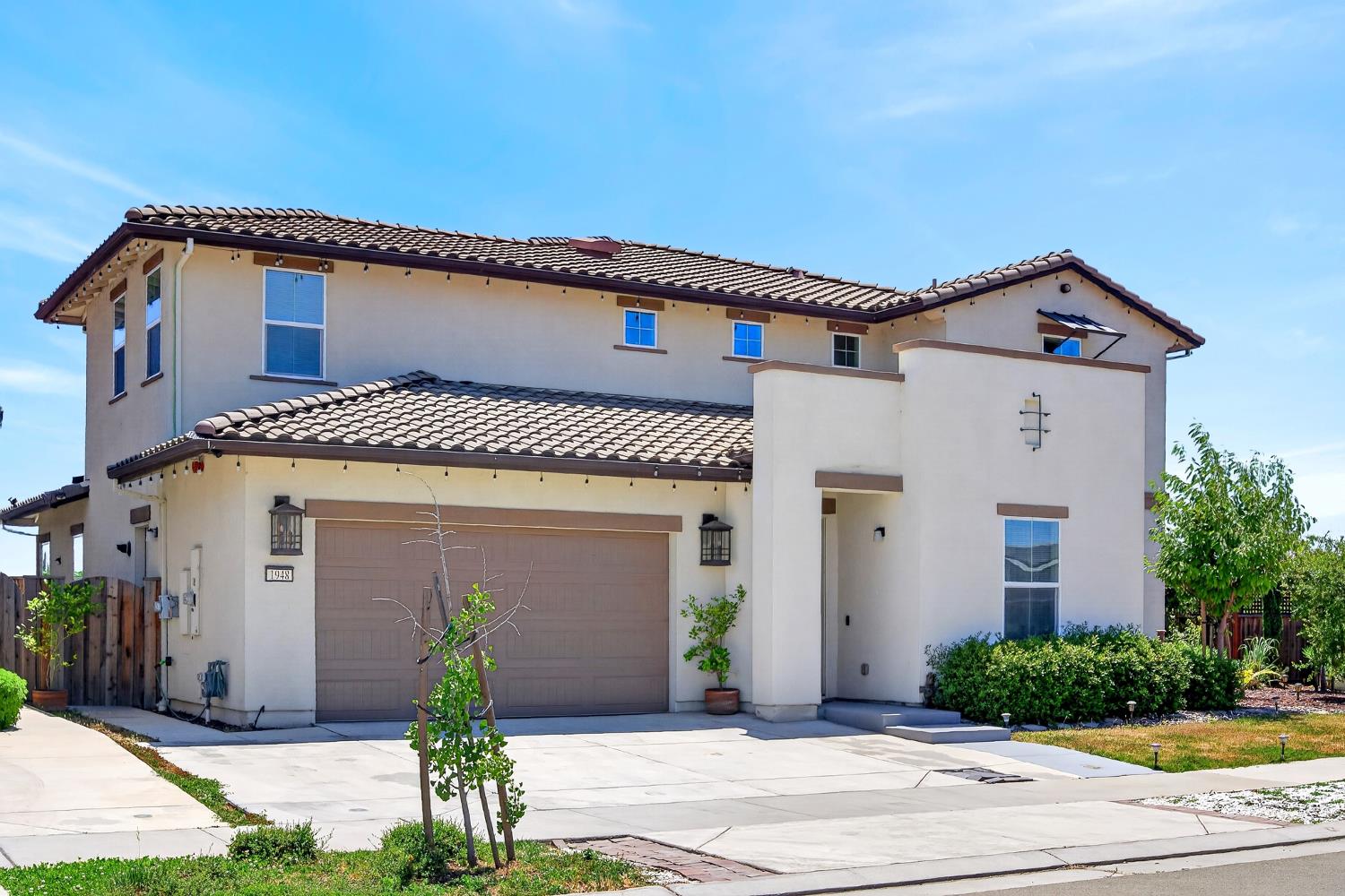 1948 Mulholland Drive Lathrop CA 95330