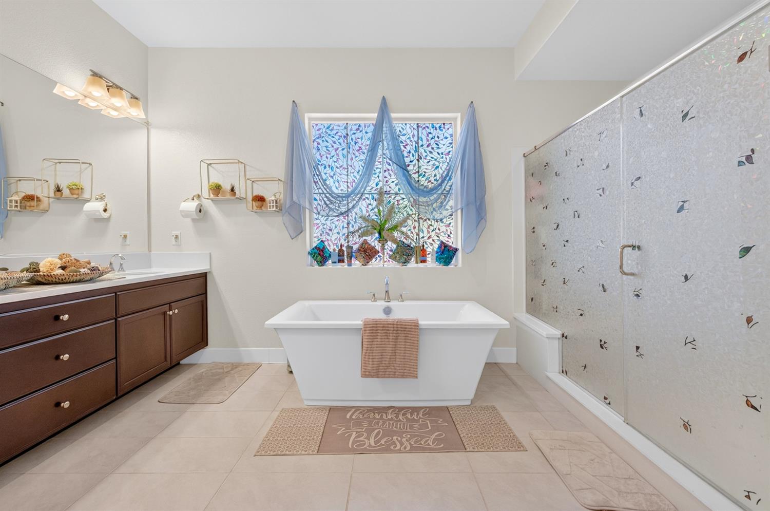 1948 Mulholland Drive Lathrop CA 95330
