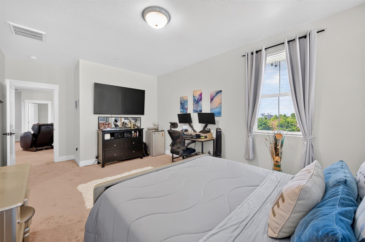 1948 Mulholland Drive Lathrop CA 95330
