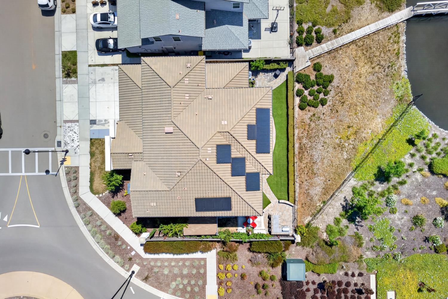 1948 Mulholland Drive Lathrop CA 95330