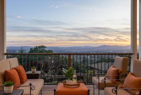 1335 Wikiup Drive Santa Rosa CA 95403