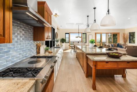 1335 Wikiup Drive Santa Rosa CA 95403