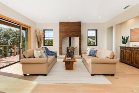 1335 Wikiup Drive Santa Rosa CA 95403