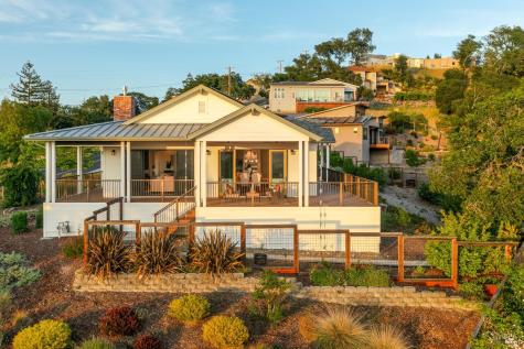 1335 Wikiup Drive Santa Rosa CA 95403