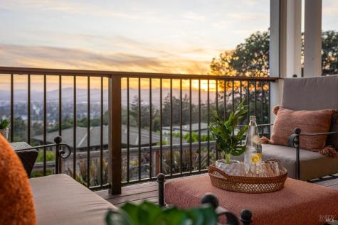 1335 Wikiup Drive Santa Rosa CA 95403