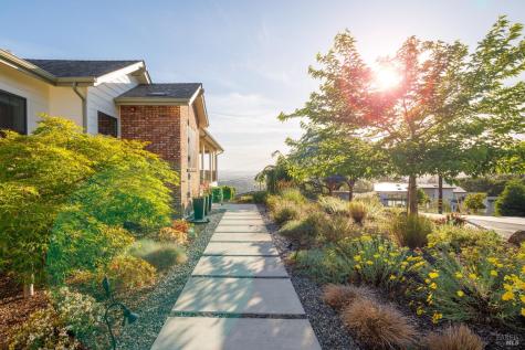 1335 Wikiup Drive Santa Rosa CA 95403