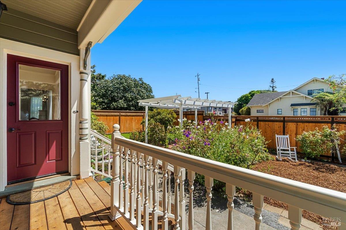 1456 C Street Eureka CA 95501