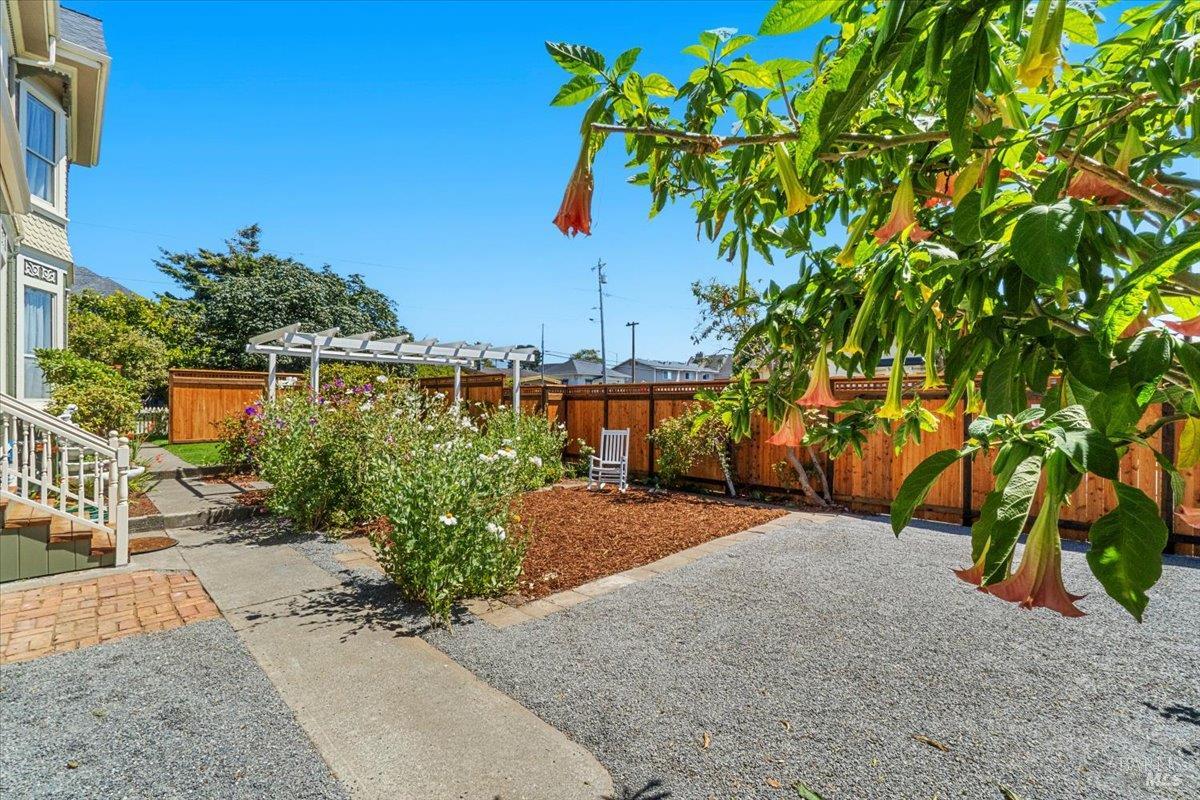 1456 C Street Eureka CA 95501
