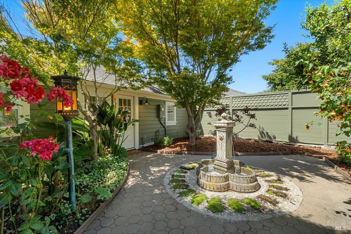 1456 C Street Eureka CA 95501
