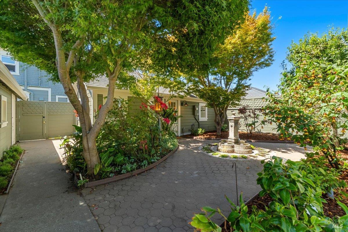 1456 C Street Eureka CA 95501