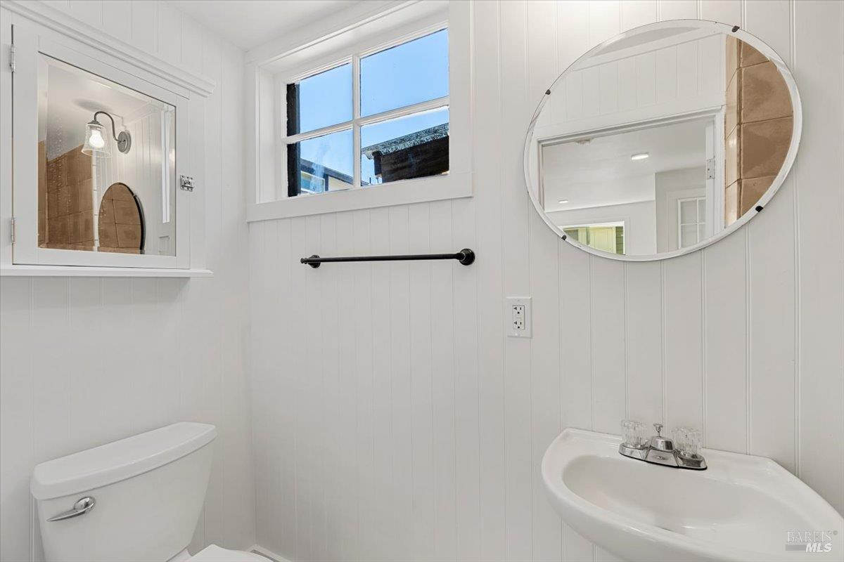 1456 C Street Eureka CA 95501