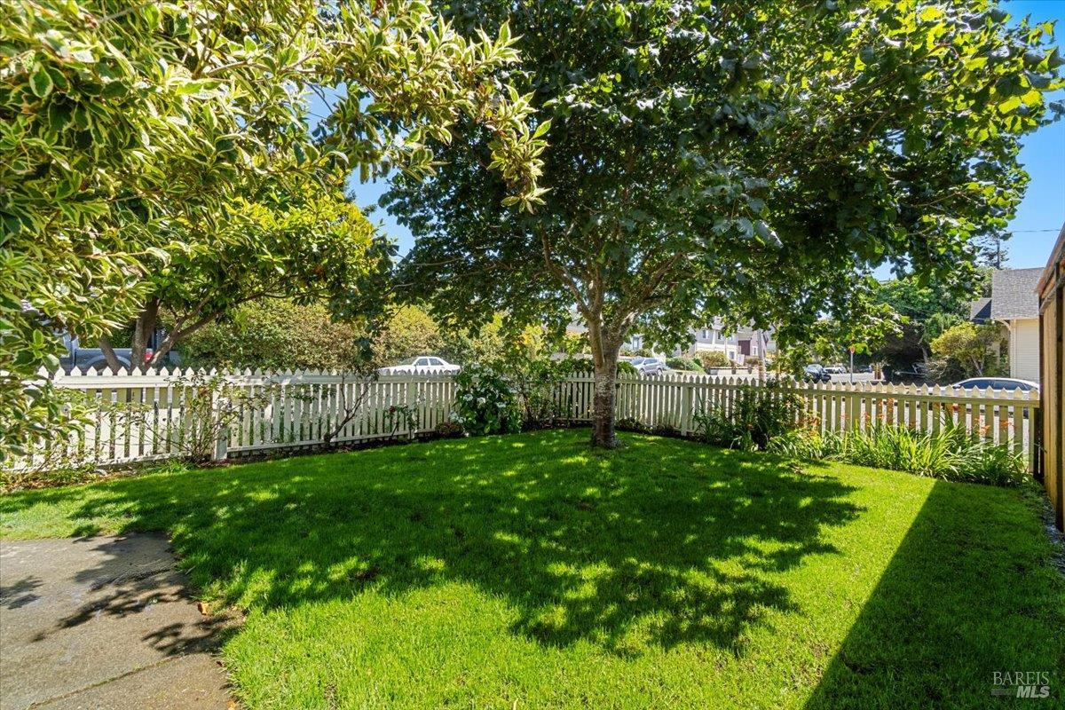 1456 C Street Eureka CA 95501