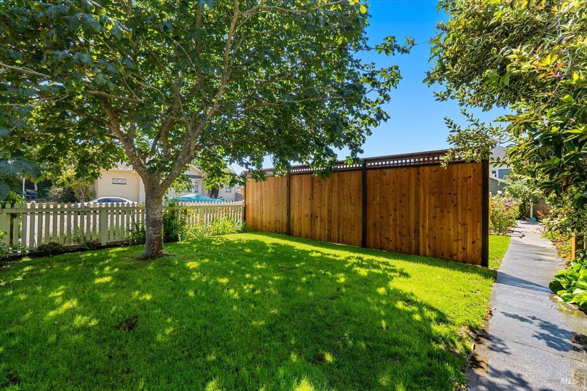 1456 C Street Eureka CA 95501