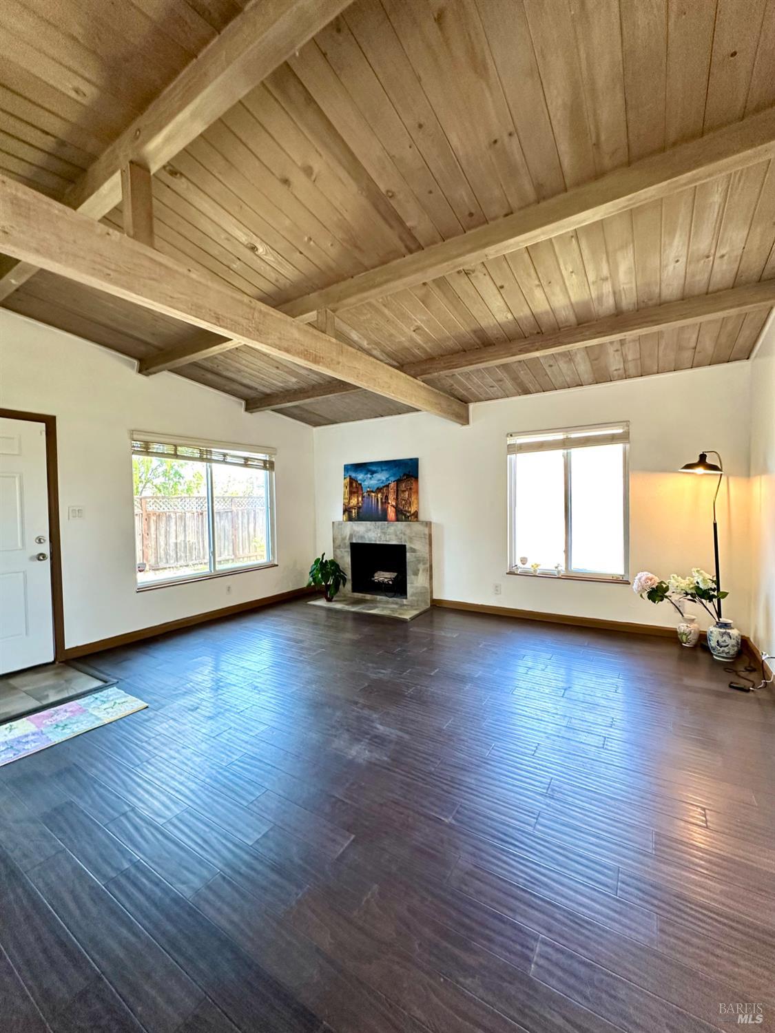 1111 Marionola Way Pinole CA 94564