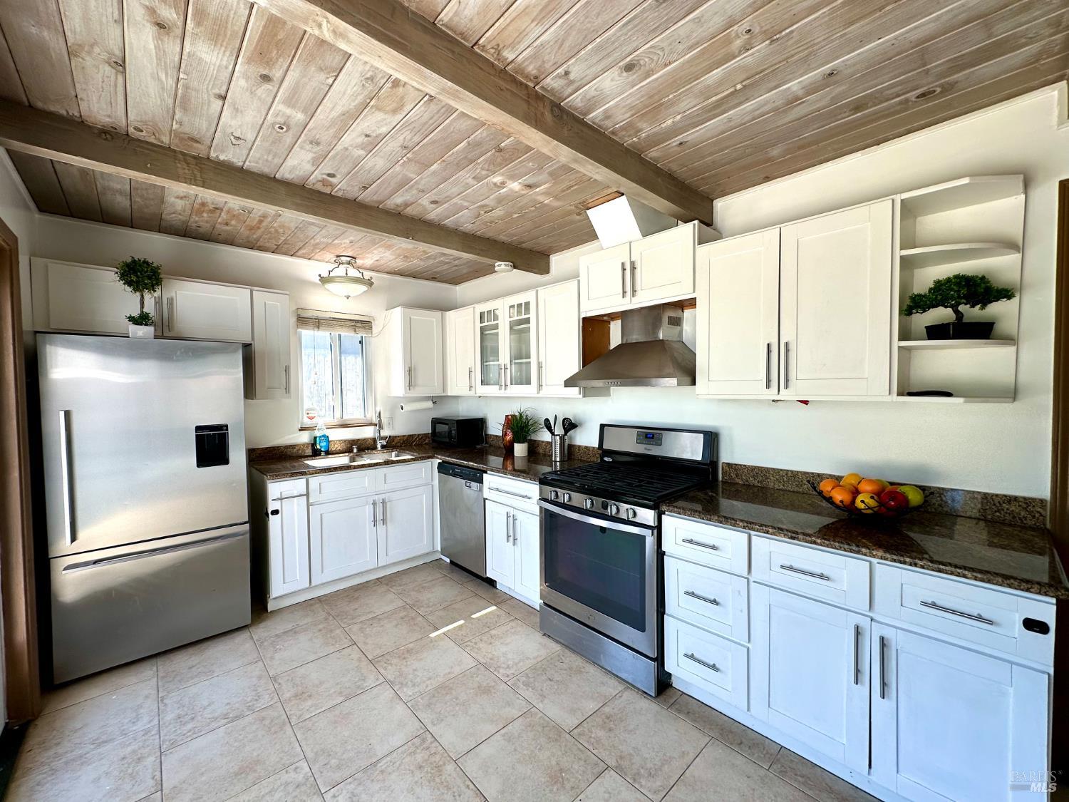 1111 Marionola Way Pinole CA 94564
