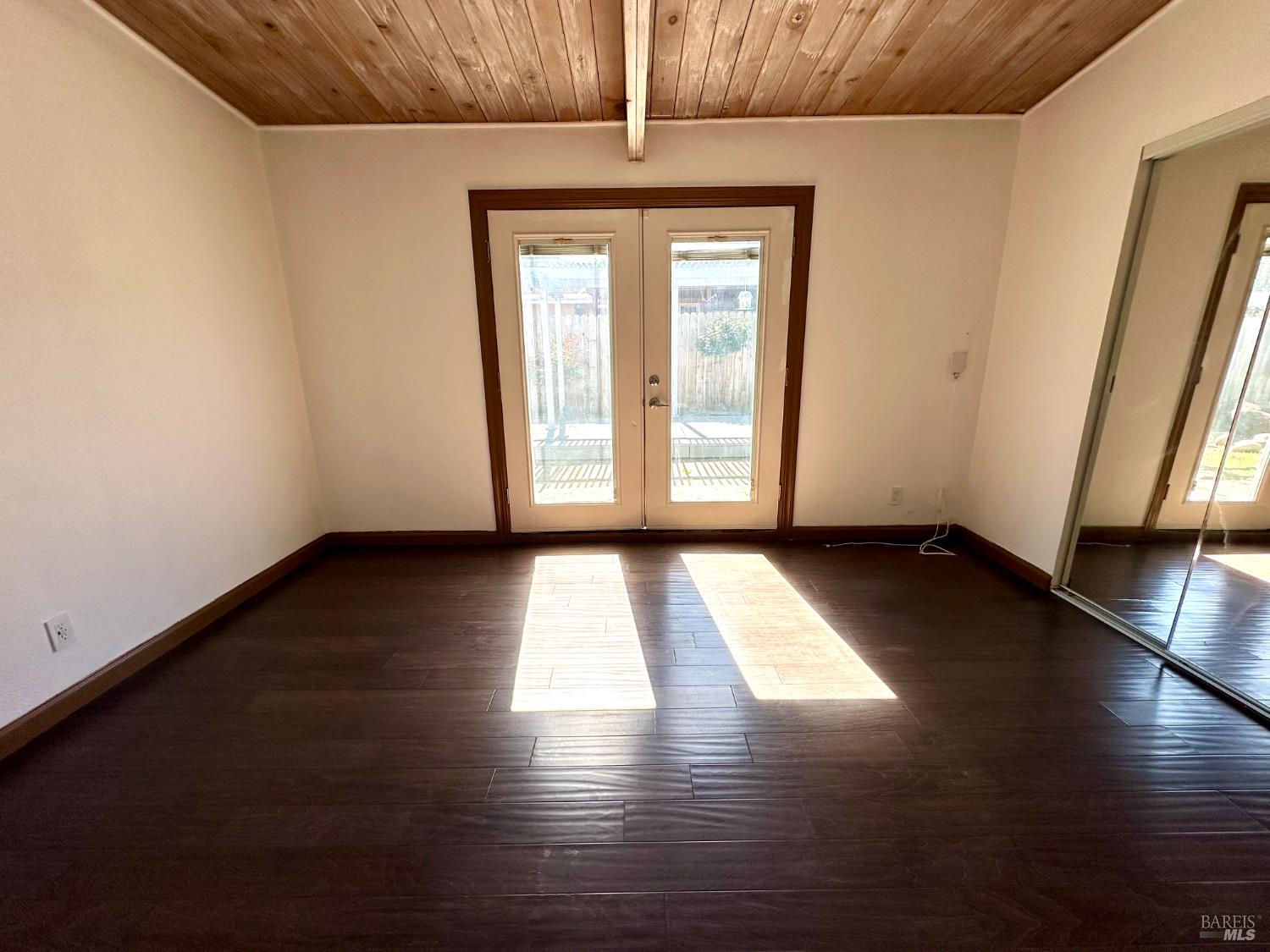 1111 Marionola Way Pinole CA 94564