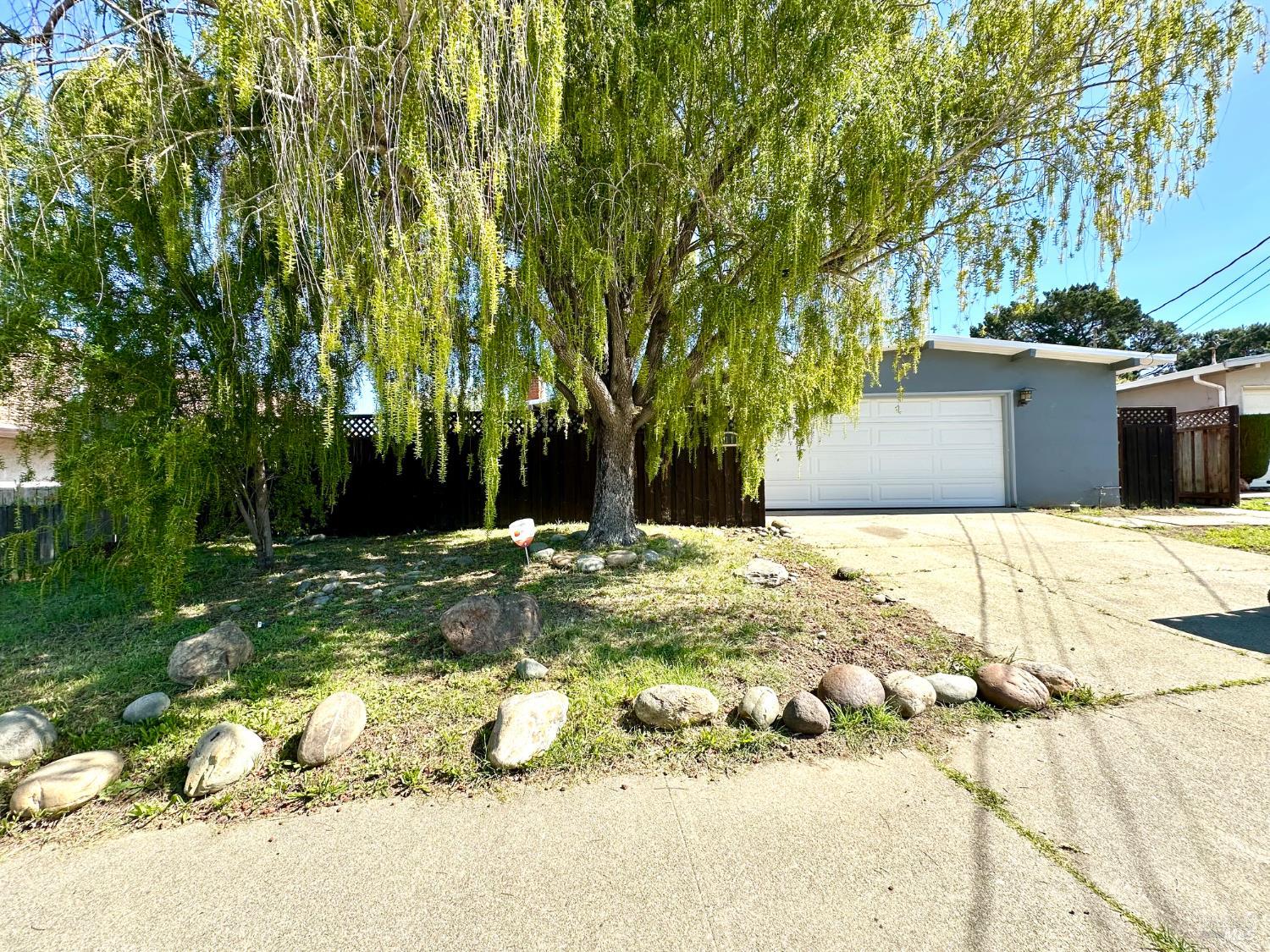 1111 Marionola Way Pinole CA 94564