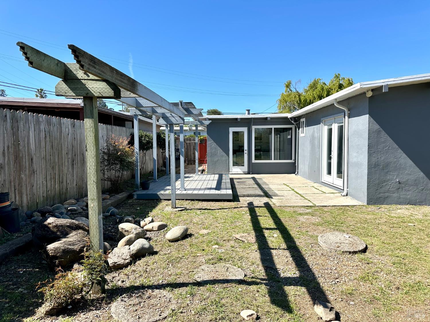 1111 Marionola Way Pinole CA 94564