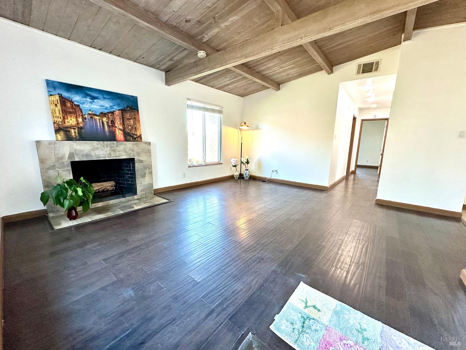 1111 Marionola Way Pinole CA 94564