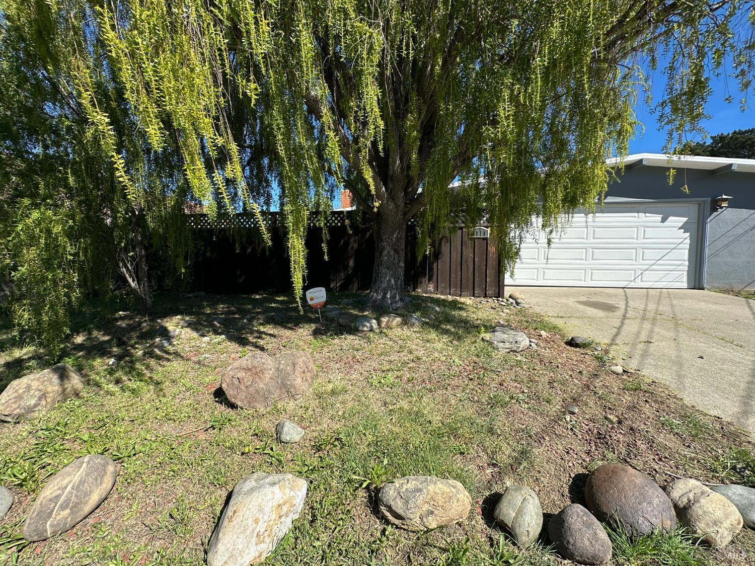 1111 Marionola Way Pinole CA 94564