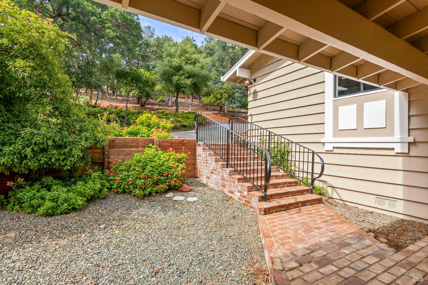 2698 Greenway Drive Kelseyville CA 95451