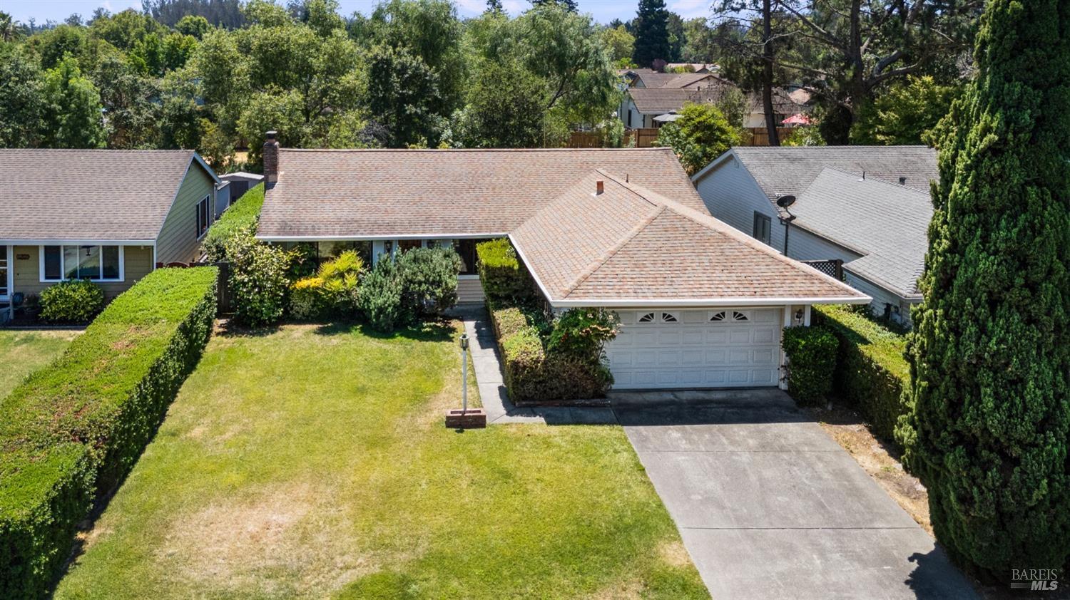 8572 Lakewood Avenue Cotati CA 94931