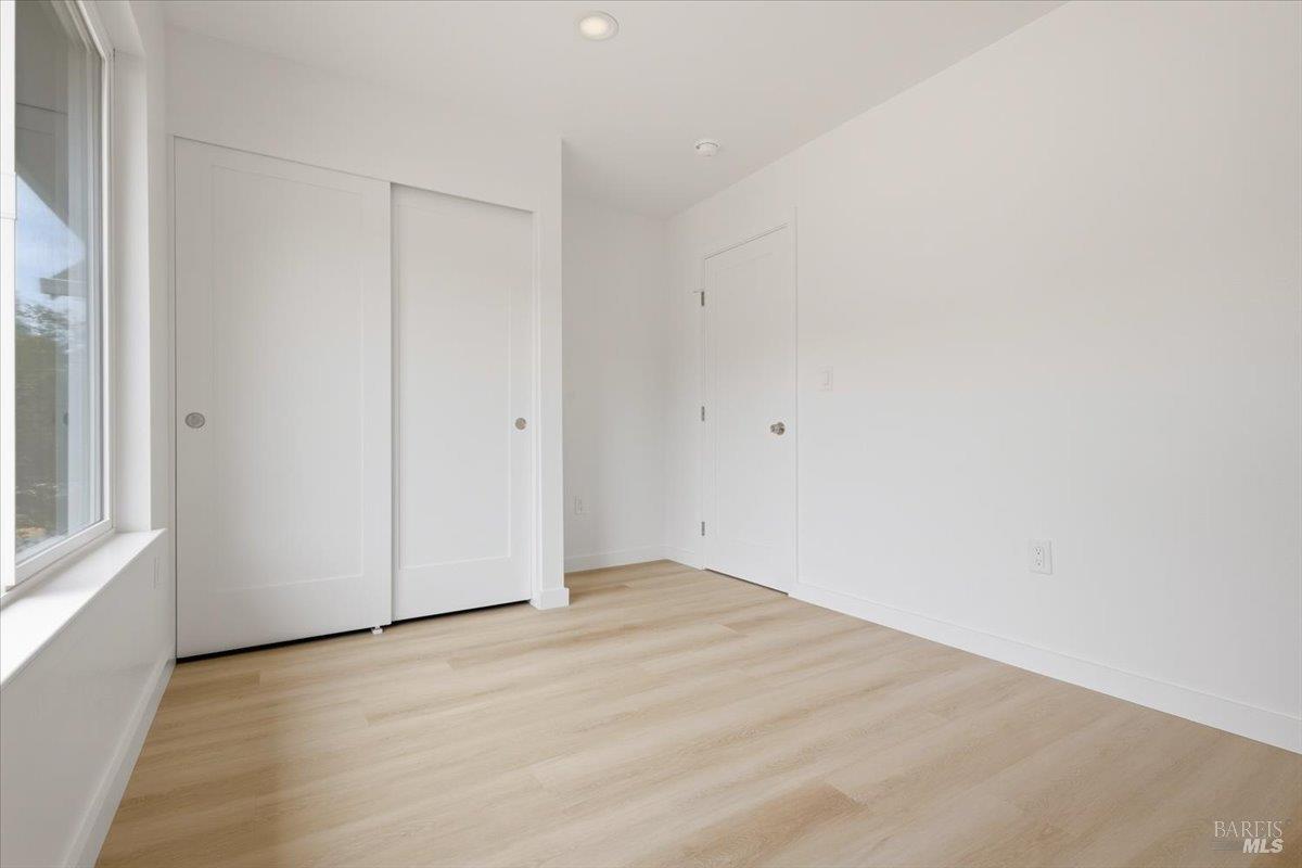 175 Chablis Way Cloverdale CA 95425
