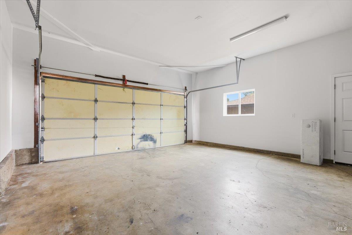 175 Chablis Way Cloverdale CA 95425