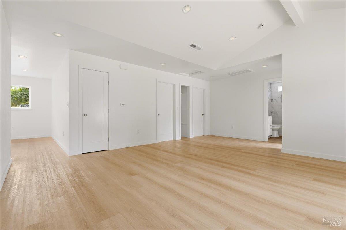 175 Chablis Way Cloverdale CA 95425