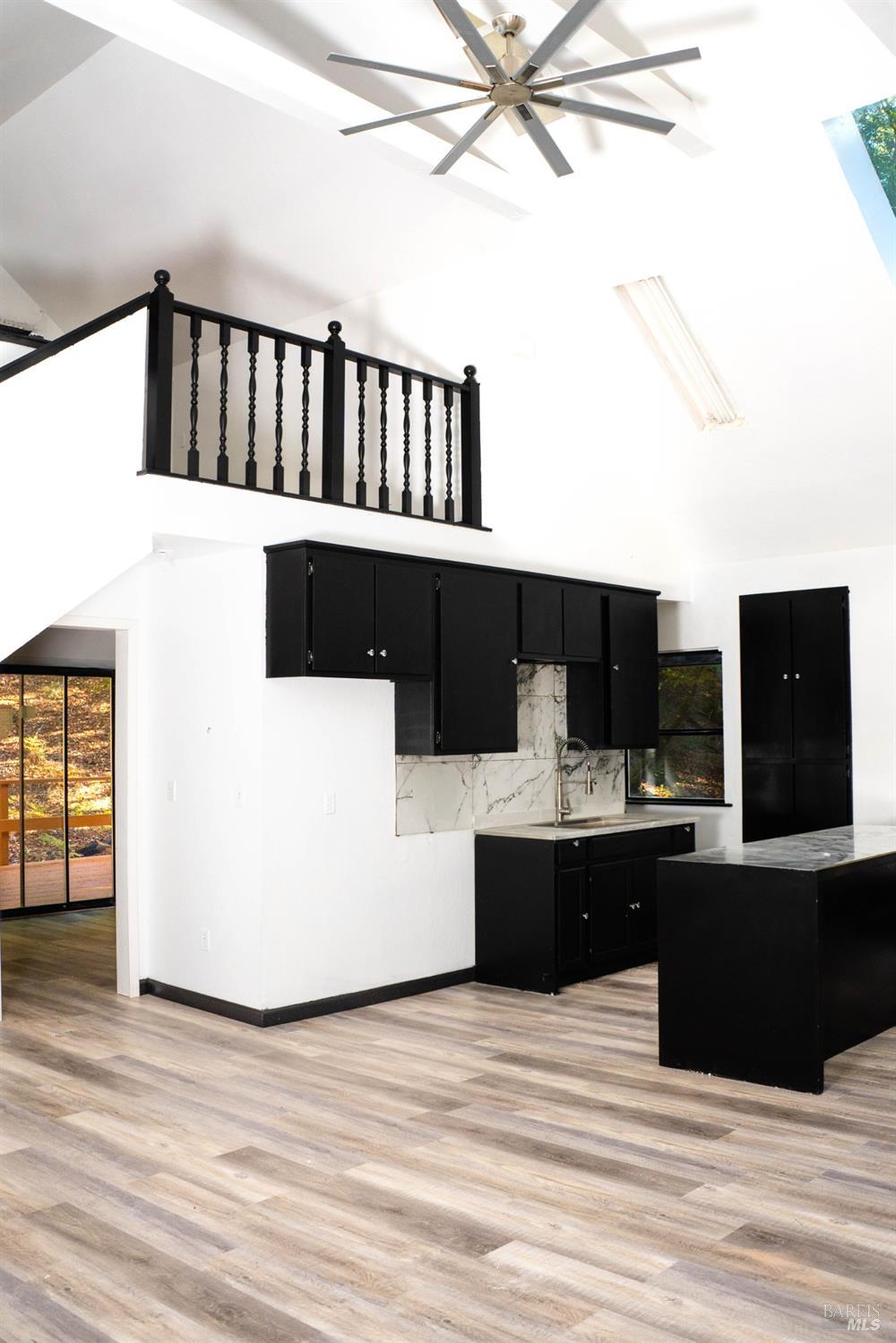 1946 Lupine Way Willits CA 95490