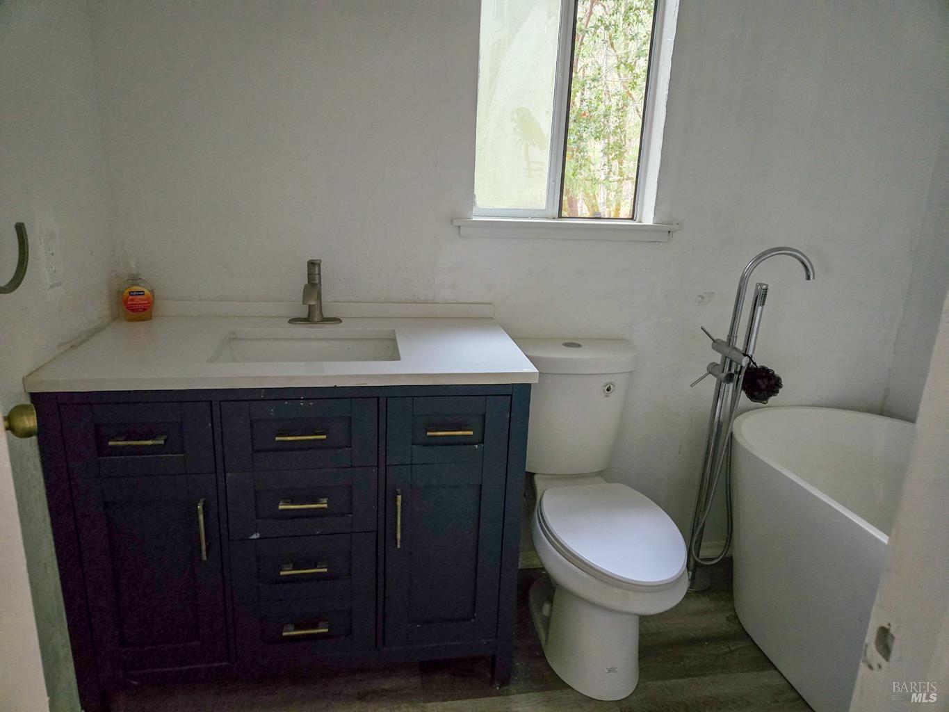1946 Lupine Way Willits CA 95490