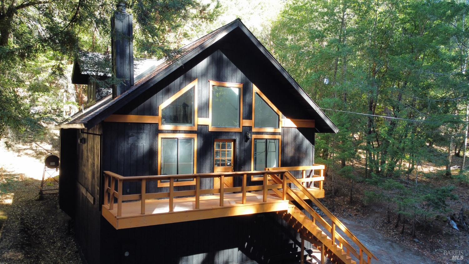 1946 Lupine Way Willits CA 95490
