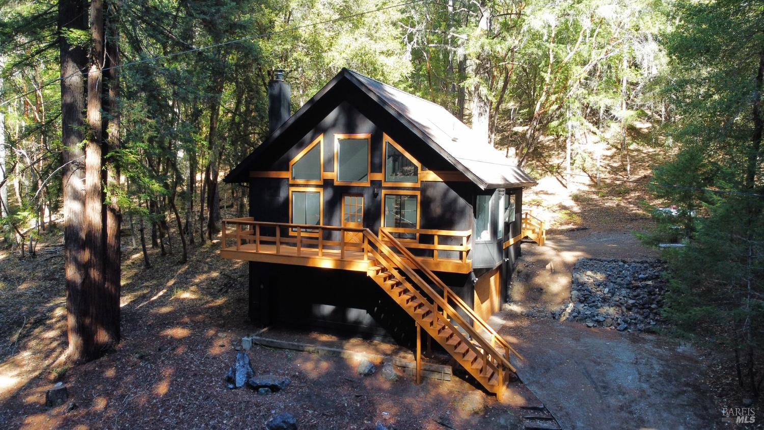 1946 Lupine Way Willits CA 95490