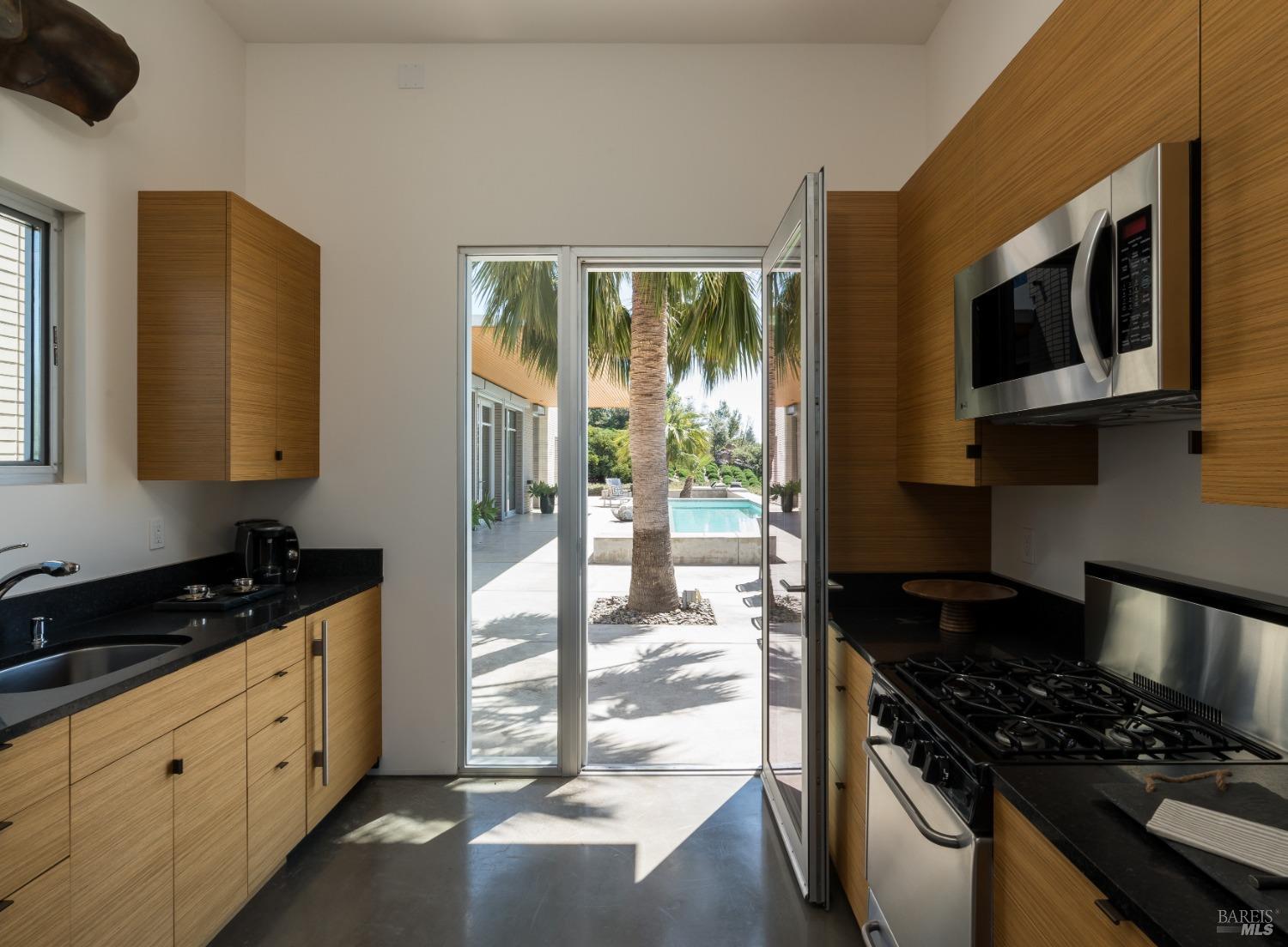 2947 Cavedale Road Glen Ellen CA 95442