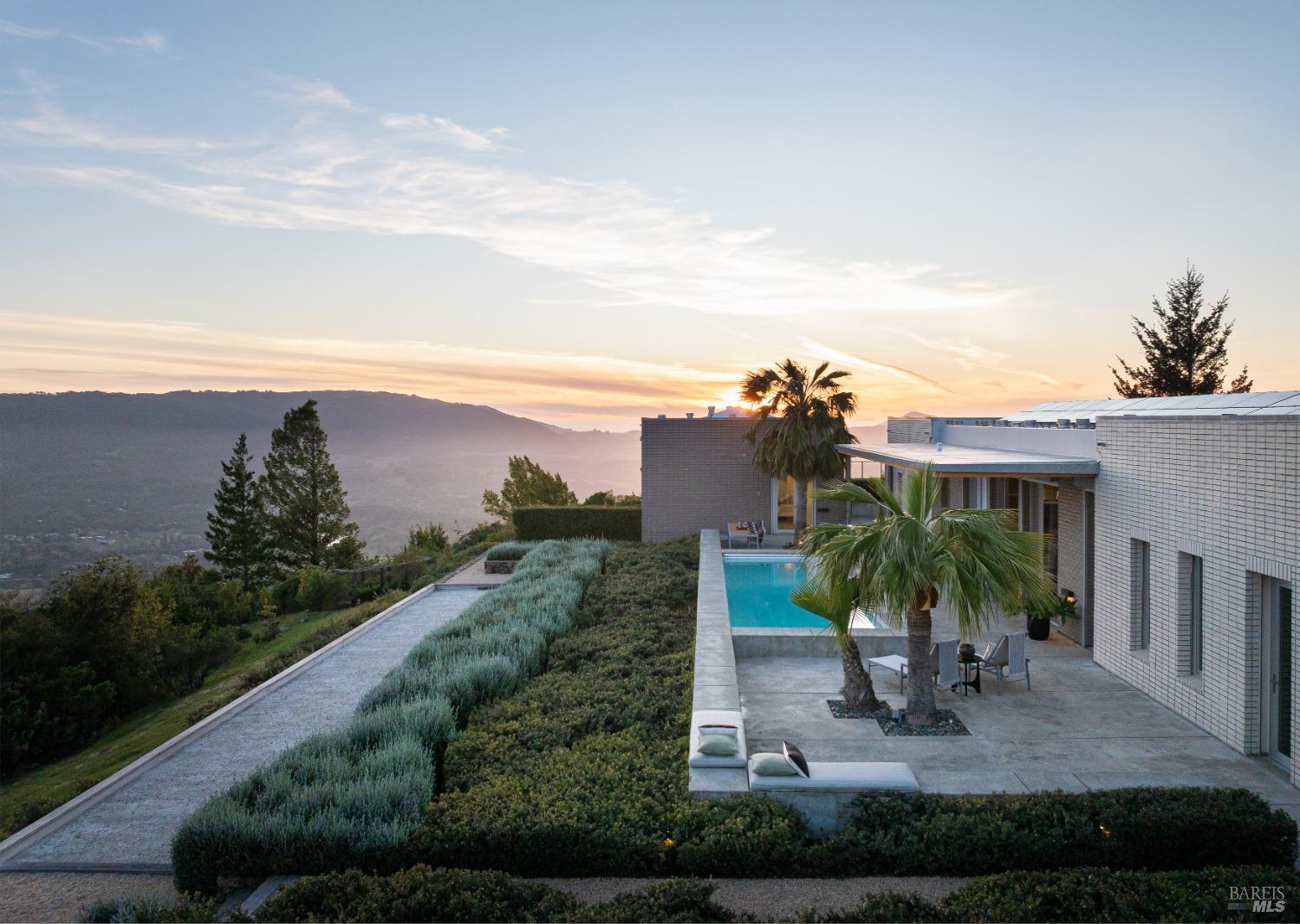 2947 Cavedale Road Glen Ellen CA 95442
