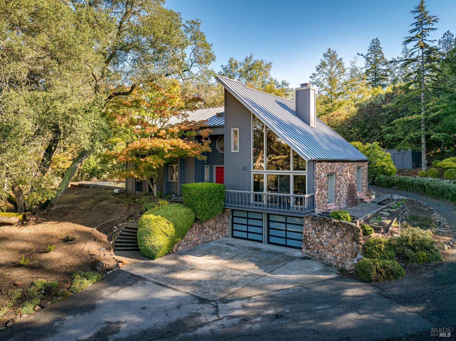 5025 Lichau Road Penngrove CA 94951