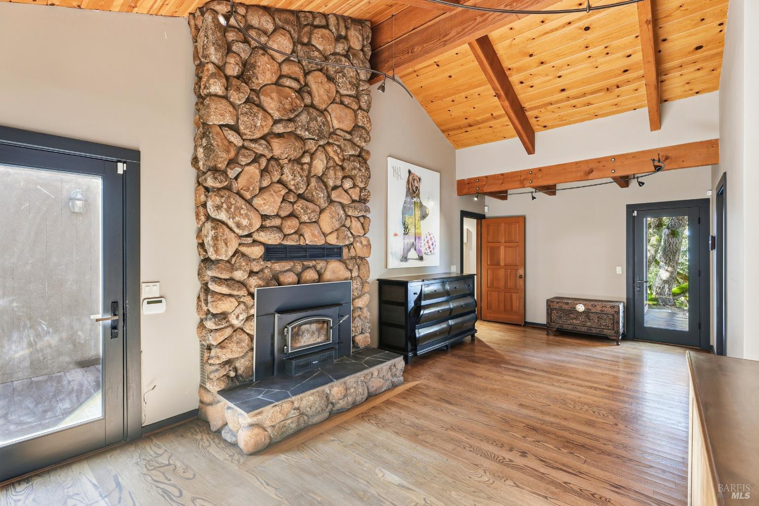 5025 Lichau Road Penngrove CA 94951