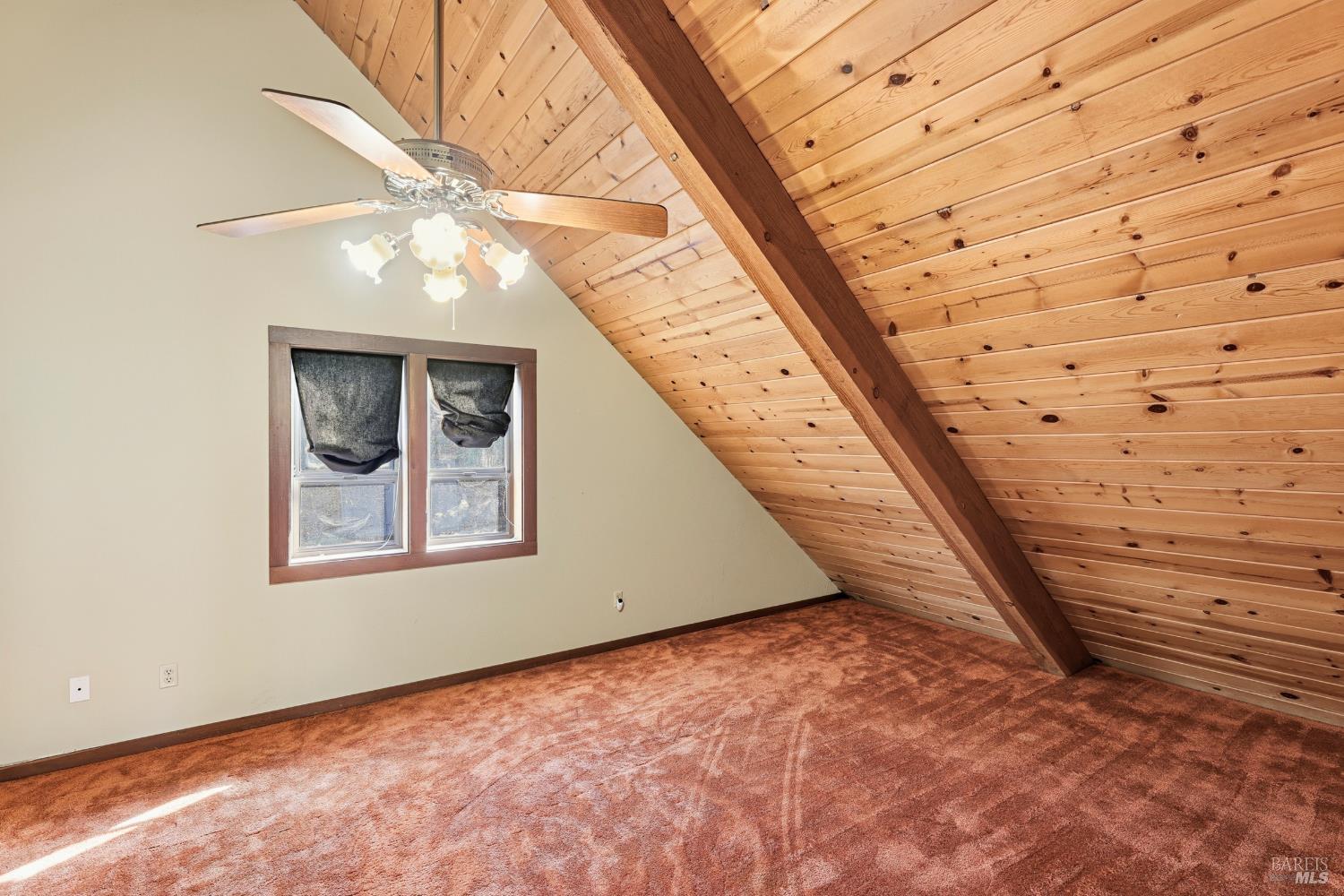 5025 Lichau Road Penngrove CA 94951