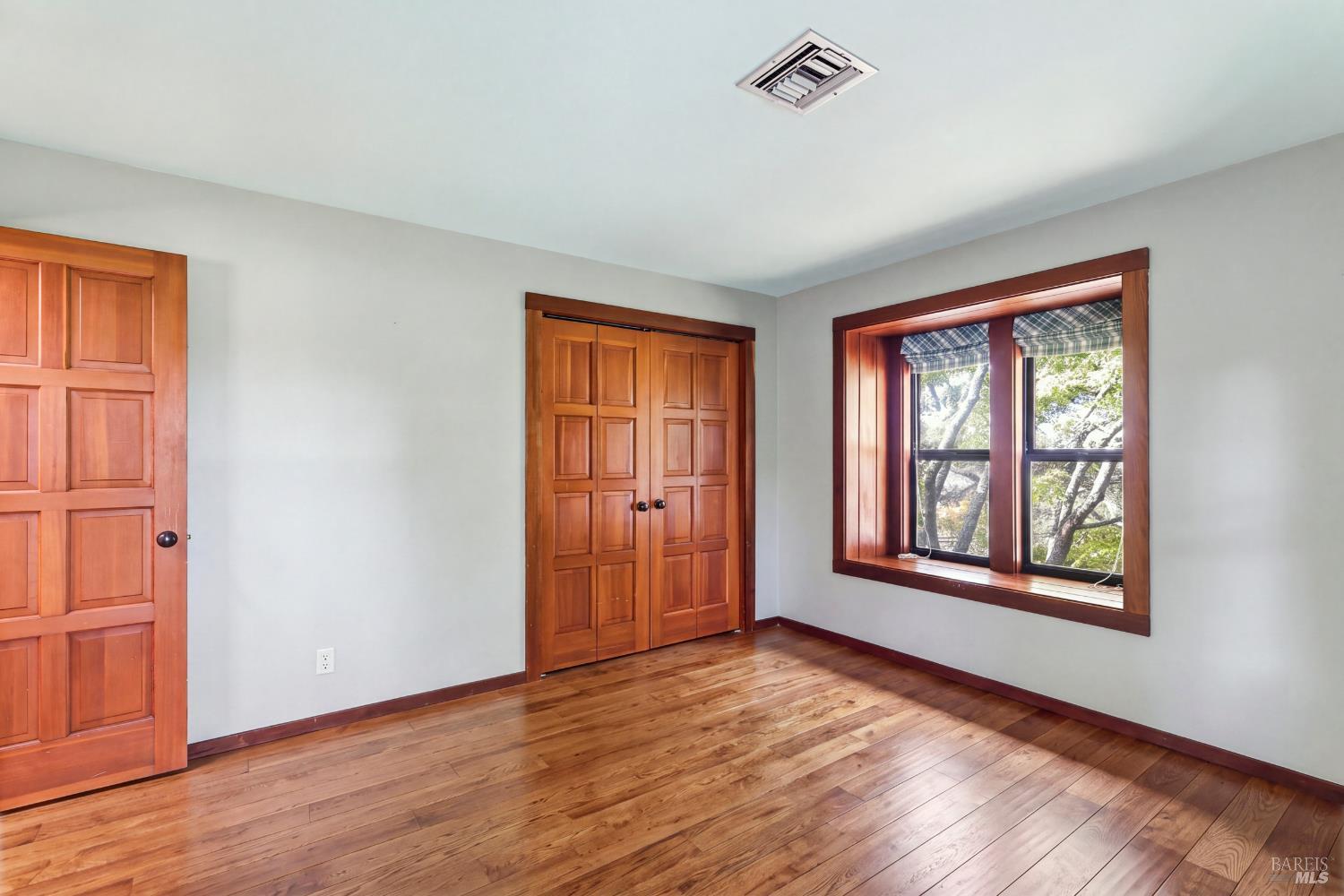 5025 Lichau Road Penngrove CA 94951