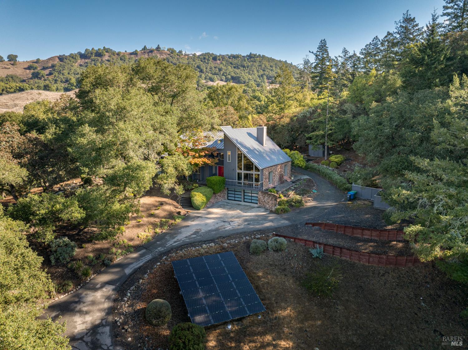 5025 Lichau Road Penngrove CA 94951