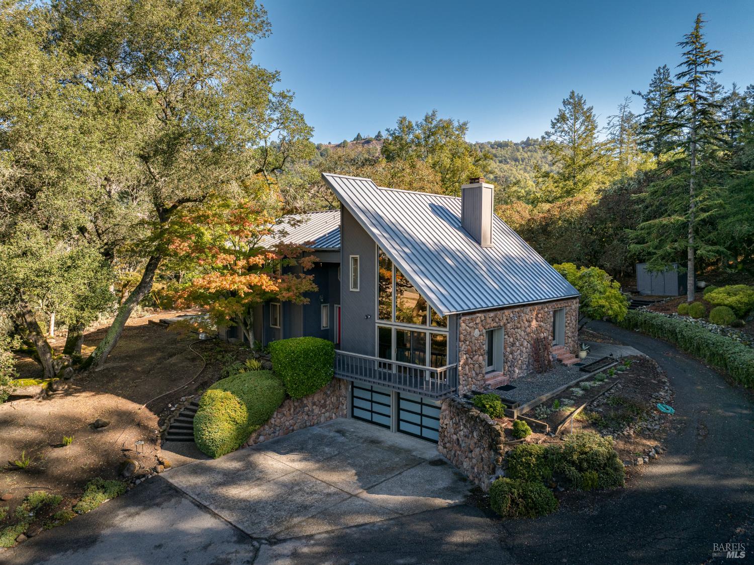 5025 Lichau Road Penngrove CA 94951