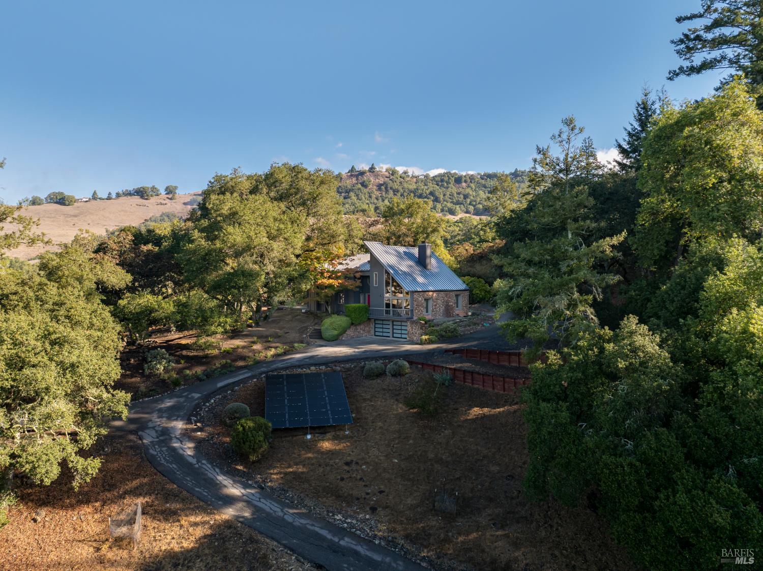 5025 Lichau Road Penngrove CA 94951