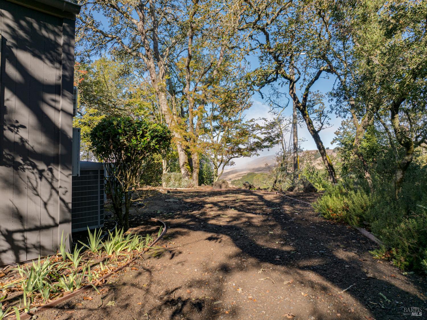 5025 Lichau Road Penngrove CA 94951