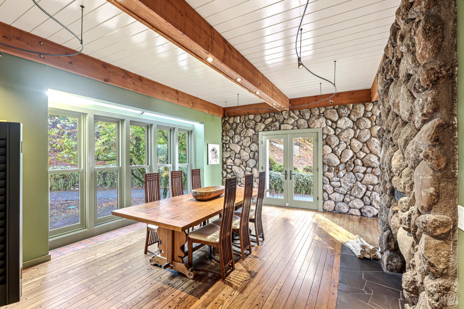5025 Lichau Road Penngrove CA 94951