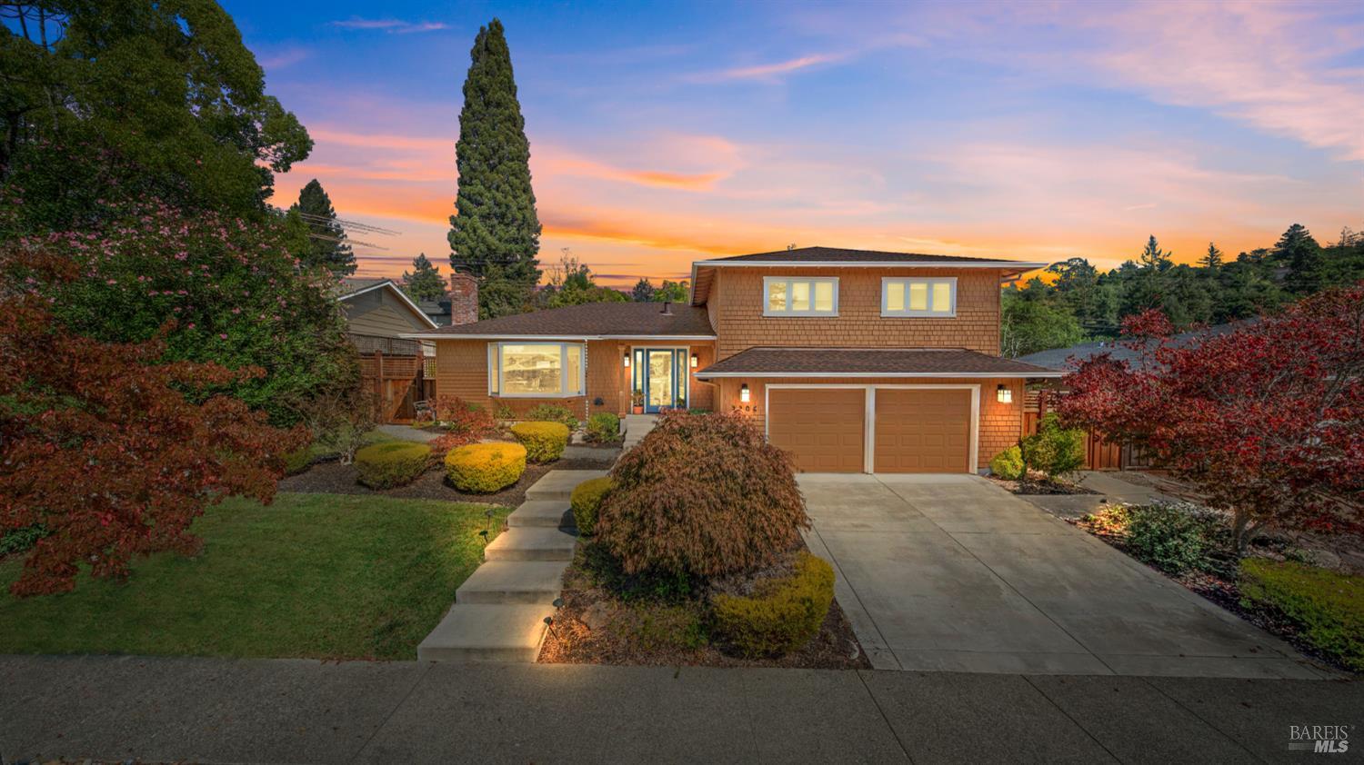 2206 Oak Hill Drive Santa Rosa CA 95404