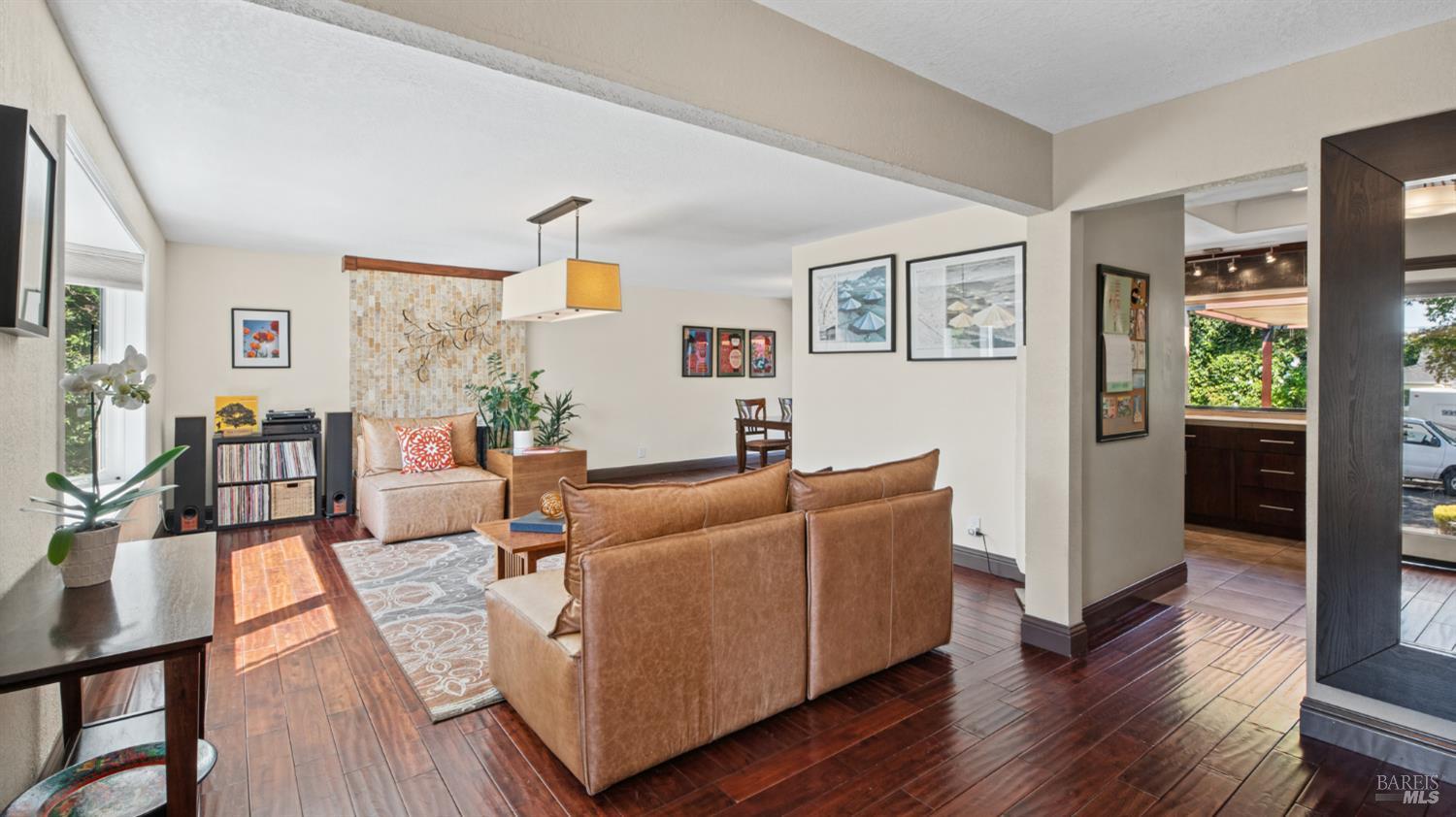 2206 Oak Hill Drive Santa Rosa CA 95404