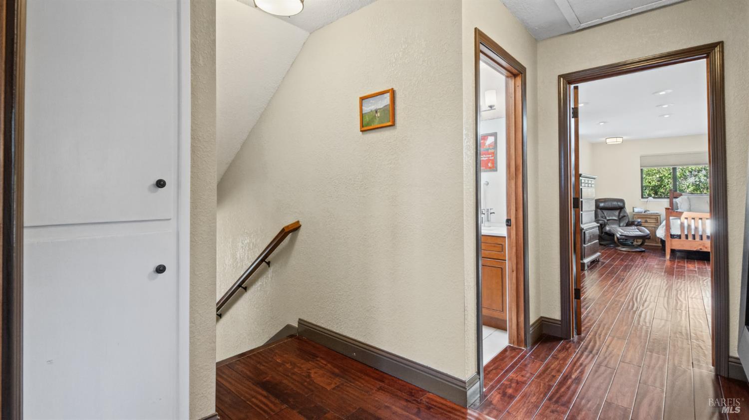 2206 Oak Hill Drive Santa Rosa CA 95404