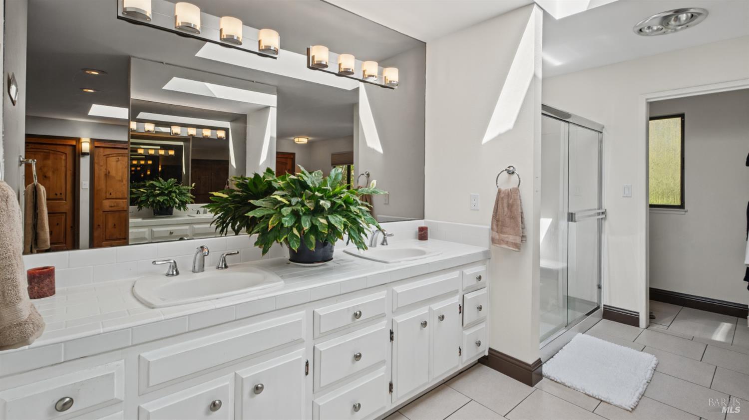 2206 Oak Hill Drive Santa Rosa CA 95404